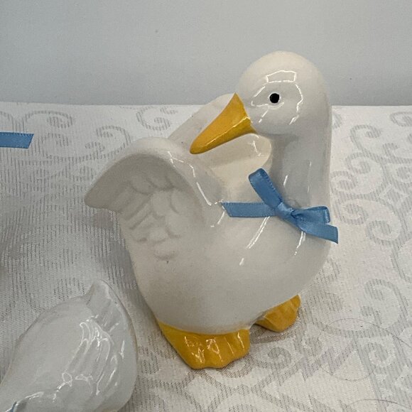 Ceramic Goose Figurine Set With Blue Ribbon Accents - Picture 5 of 10